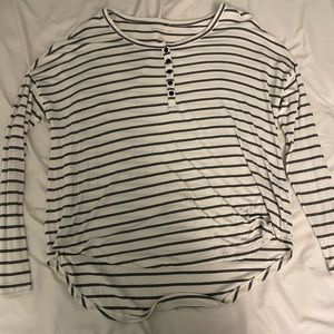American Eagle Ribbed Button Down Top